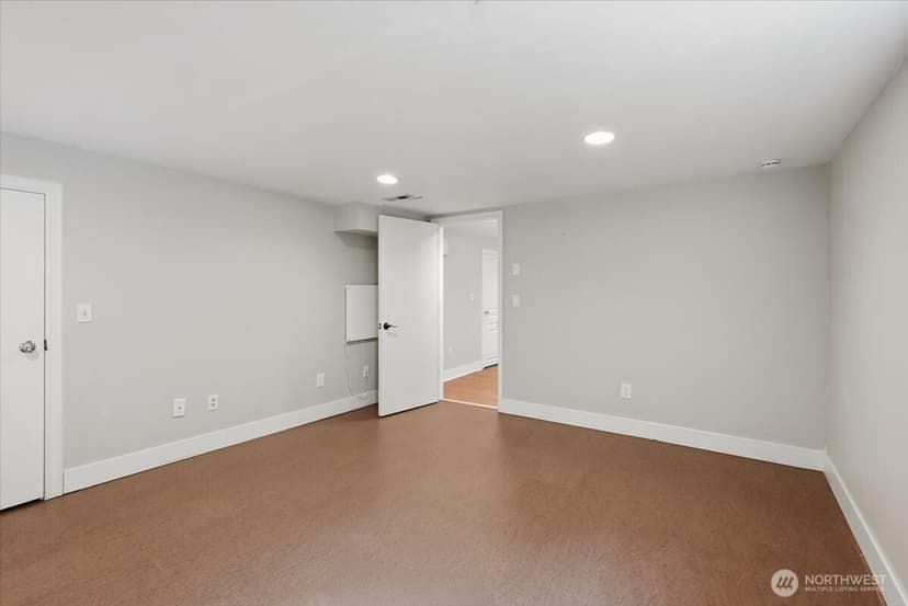 Property photo for 1828 NE Ravenna Boulevard, Seattle photo 34