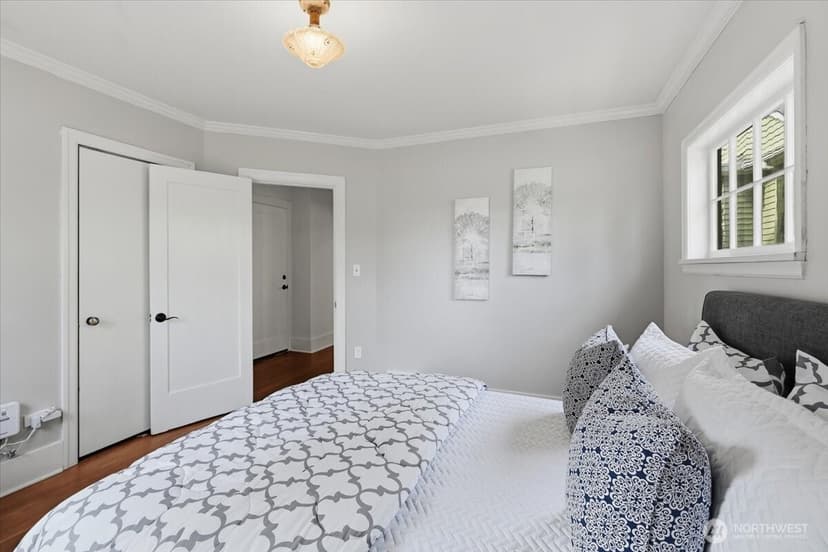 Property photo for 1828 NE Ravenna Boulevard, Seattle photo 11