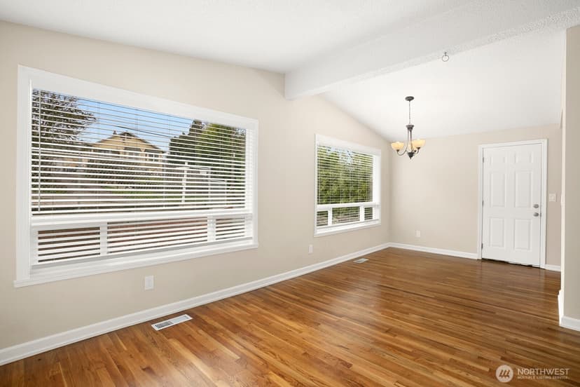 Property photo for 7226 33rd Avenue S, Seattle photo 7