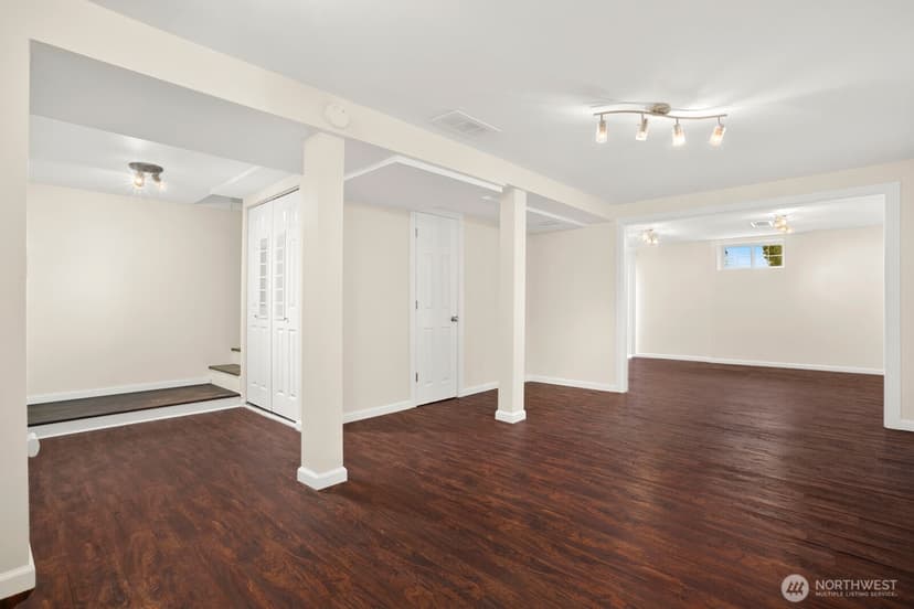 Property photo for 7226 33rd Avenue S, Seattle photo 15