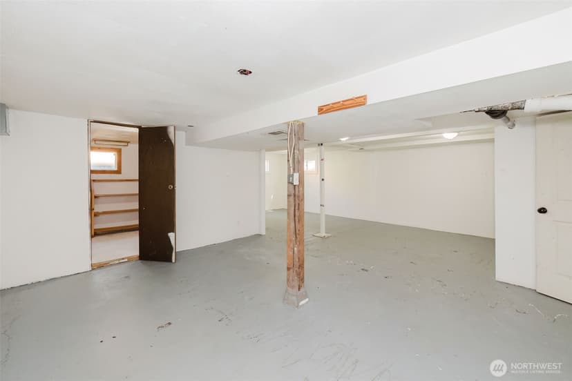 Property photo for 1141 West Avenue, Port Orchard photo 5