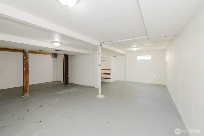 Property photo for 1141 West Avenue, Port Orchard photo 27