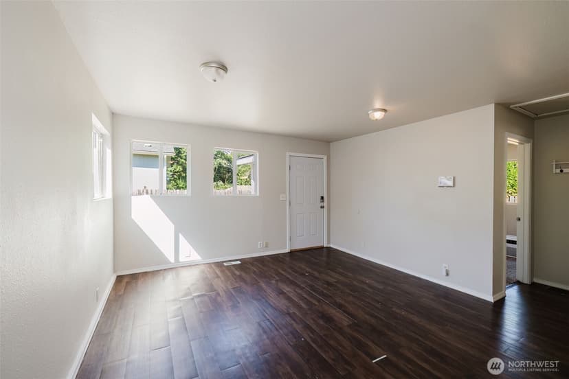 Property photo for 1141 West Avenue, Port Orchard photo 6