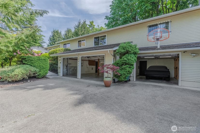 Property photo for 8017 47th Place W, Mukilteo photo 4