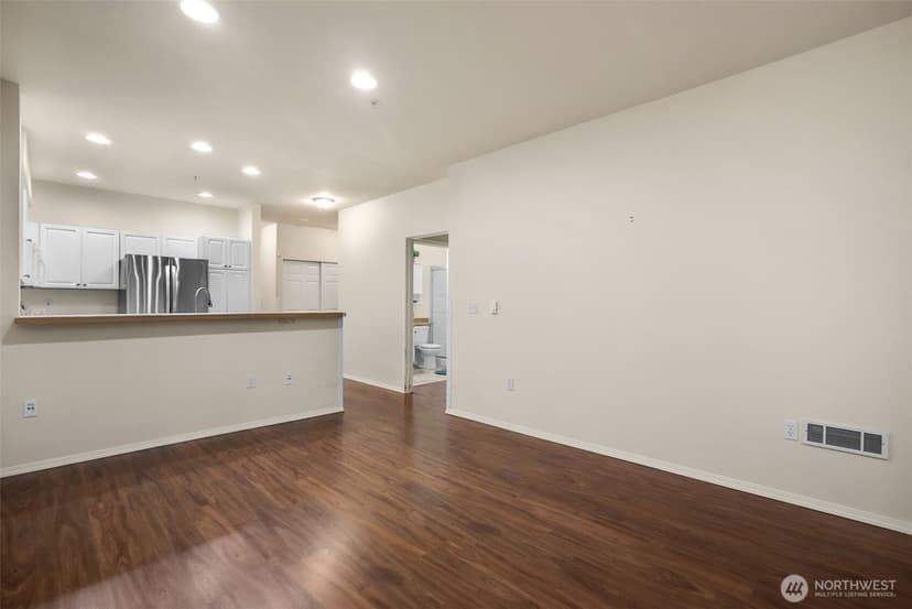 Property photo for 12530 Admiralty Way #K102, Everett photo 5