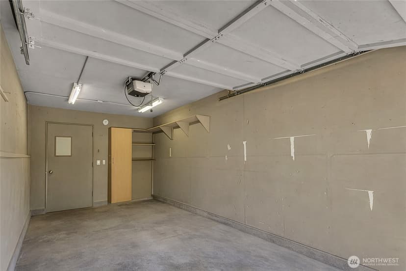 Property photo for 22213 6th Avenue S #203, Des Moines photo 27
