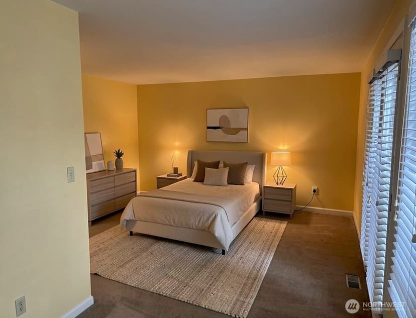 Property photo for 1017 185th Avenue NE, Bellevue photo 6