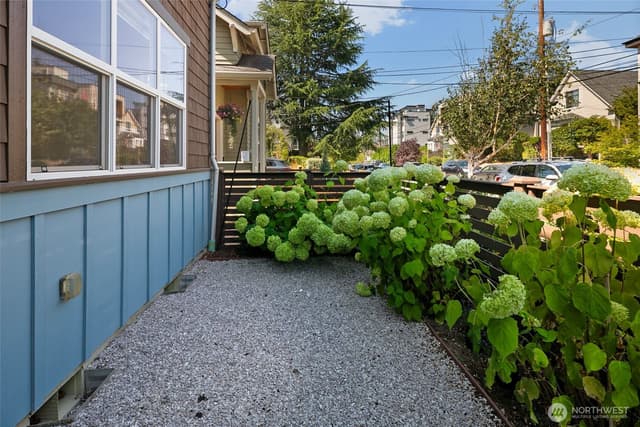 Property photo for 2211 NW 60th Street, Seattle photo 4