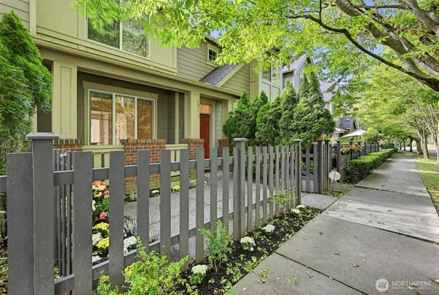 Property photo for 10715 Ross Road #C, Bothell photo 2