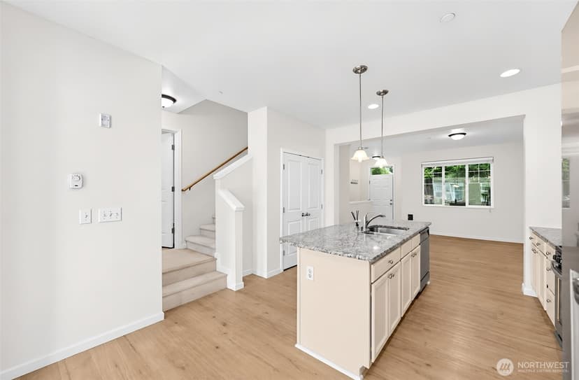 Property photo for 10715 Ross Road #C, Bothell photo 10