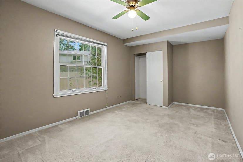 Property photo for 10302 Interlaaken Drive SW, Lakewood photo 20