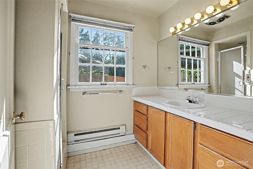 Property photo for 10302 Interlaaken Drive SW, Lakewood photo 21