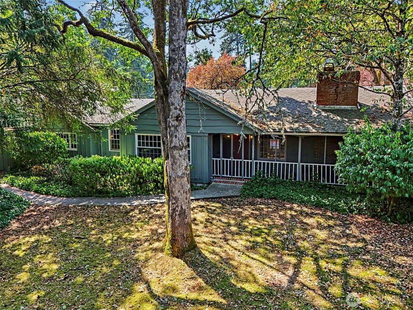 Property photo for 10302 Interlaaken Drive SW, Lakewood