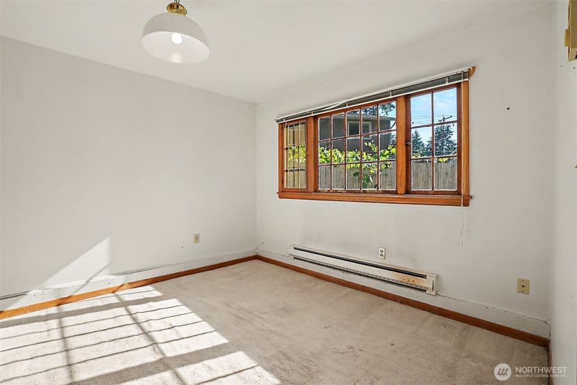 Property photo for 10302 Interlaaken Drive SW, Lakewood photo 19