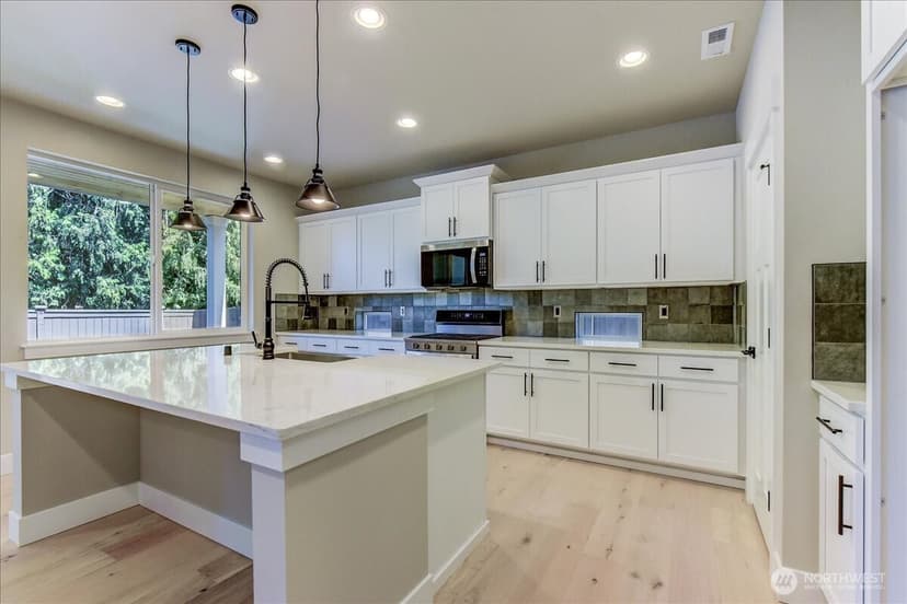 Property photo for 15528 2nd Place W #MG 15, Lynnwood photo 13
