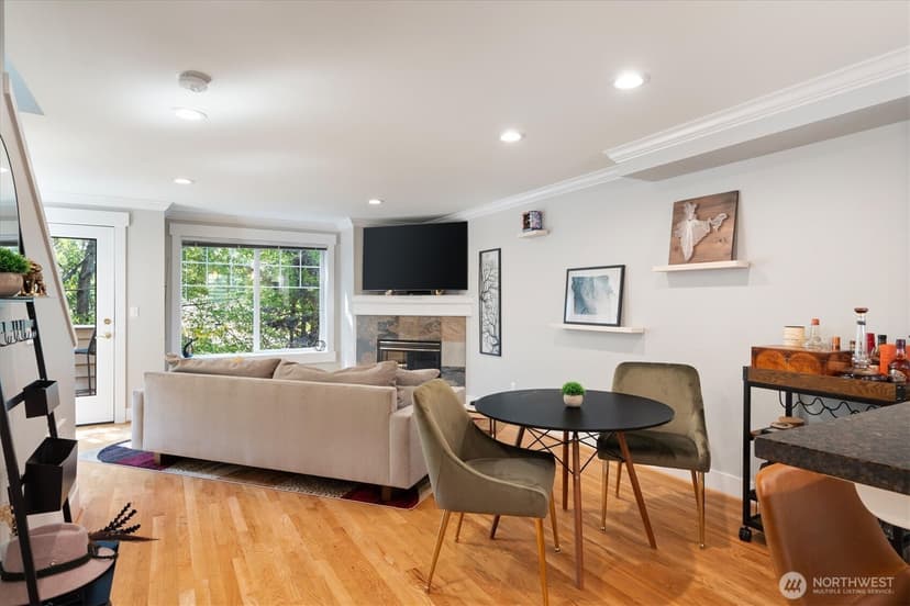 Property photo for 641 NW Market Street #A, Seattle photo 6
