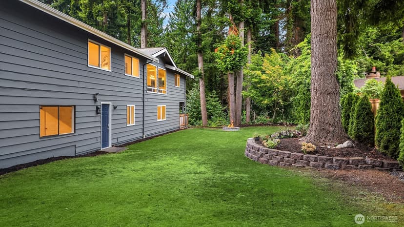 Property photo for 310 Skyline Drive, Edmonds photo 33