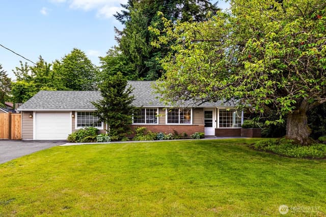 Property photo for 7441 NE 145th St, Kirkland