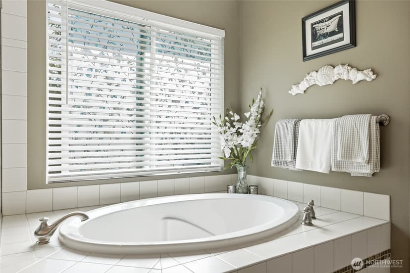 Property photo for 6424 43rd Street E, Fife photo 21