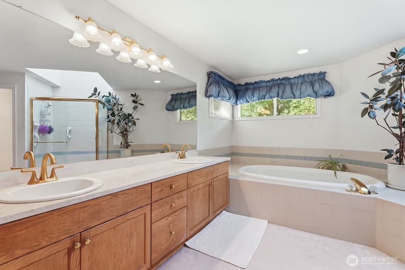 Property photo for 3223 150th Place SE, Mill Creek photo 17