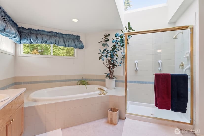 Property photo for 3223 150th Place SE, Mill Creek photo 18