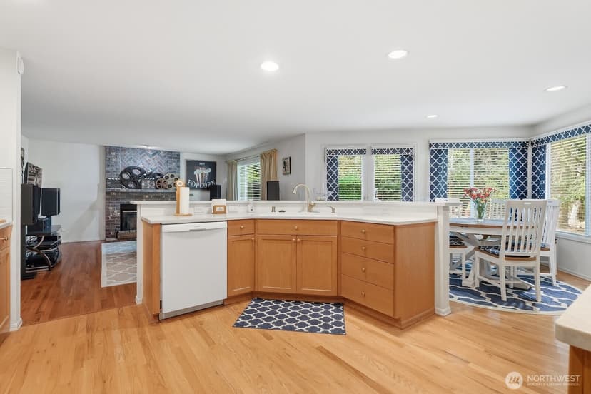 Property photo for 3223 150th Place SE, Mill Creek photo 7