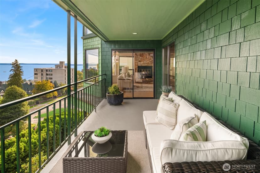 Property photo for 118 Highland Drive, Seattle photo 25