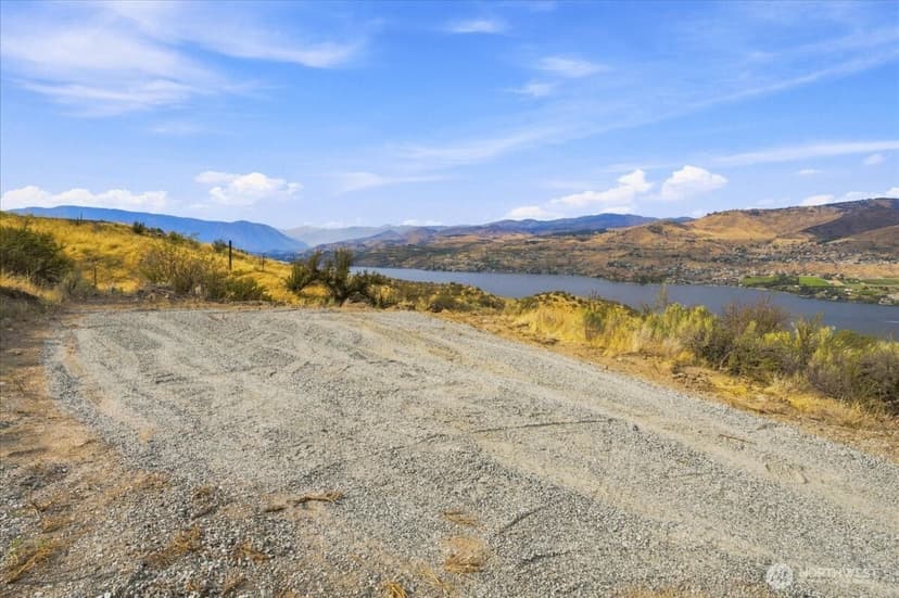 Property photo for 64 Chelan Butte Rd, Chelan photo 6