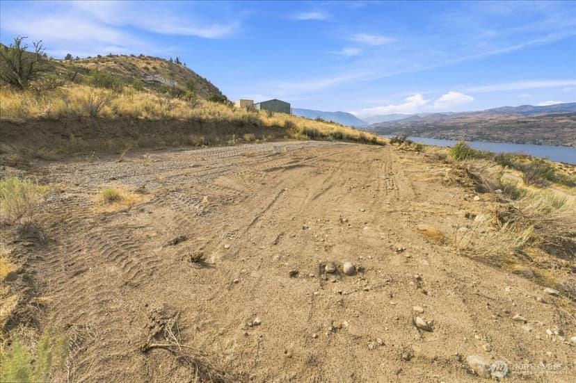 Property photo for 64 Chelan Butte Rd, Chelan photo 15