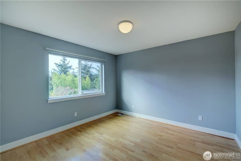 Property photo for 9425 110th Place NE, Kirkland photo 15