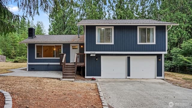 Property photo for 10220 319th Avenue NE, Carnation photo 2
