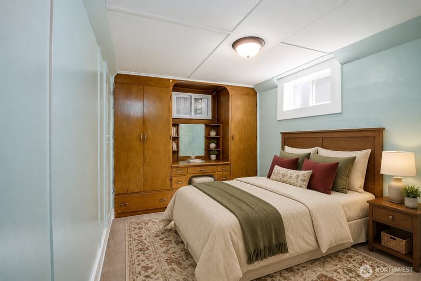 Property photo for 916 Dwight Street, Port Orchard photo 30