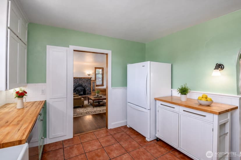Property photo for 916 Dwight Street, Port Orchard photo 11