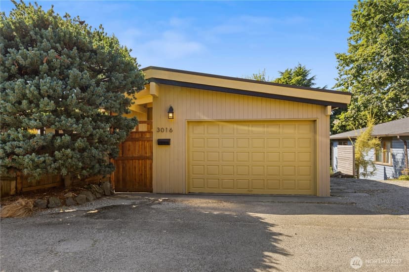 Property photo for 3016 47th Avenue SW, Seattle photo 39