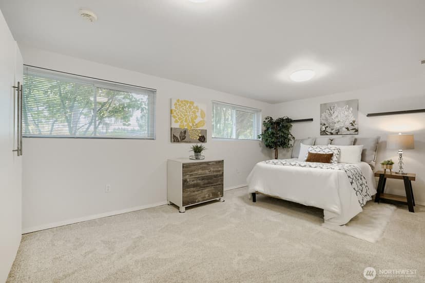 Property photo for 1421 218th Street SW, Lynnwood photo 21