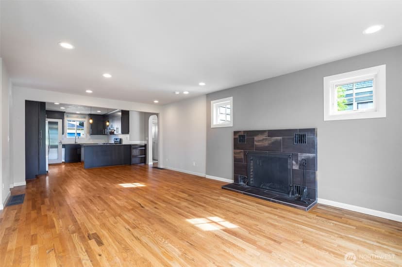 Property photo for 3918 S Edmunds Street, Seattle photo 8