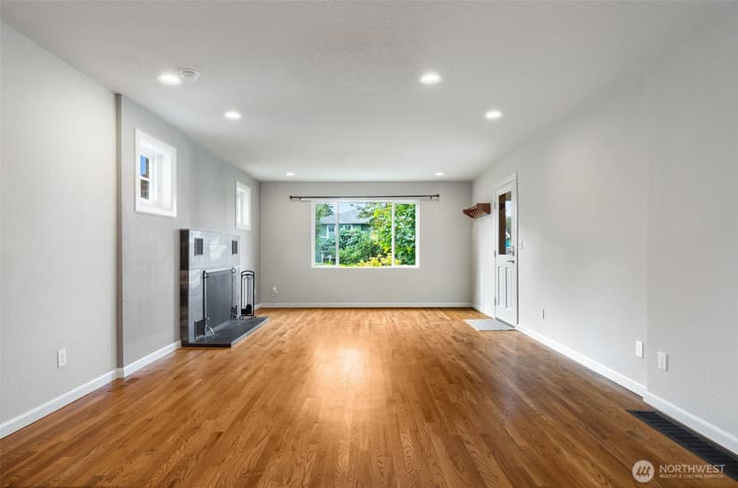 Property photo for 3918 S Edmunds Street, Seattle photo 6