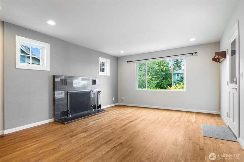 Property photo for 3918 S Edmunds Street, Seattle photo 5