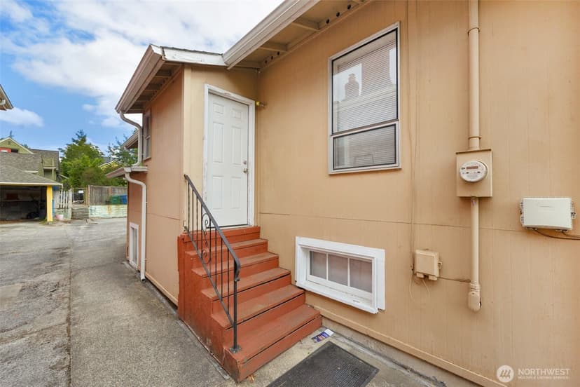 Property photo for 536 N 73rd Street, Seattle photo 22