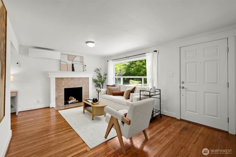 Property photo for 6325 42nd Avenue SW, Seattle photo 10