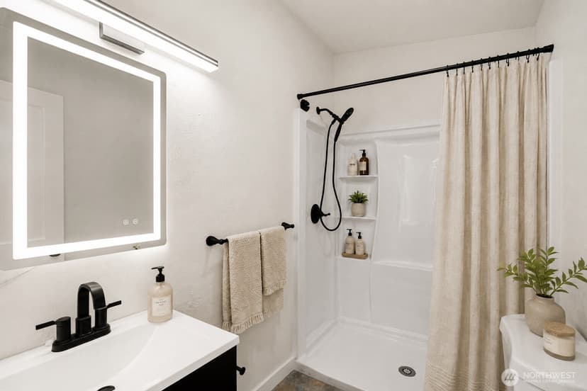 Property photo for 616 Aster Court SE, Ocean Shores photo 16
