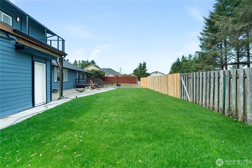 Property photo for 616 Aster Court SE, Ocean Shores photo 25