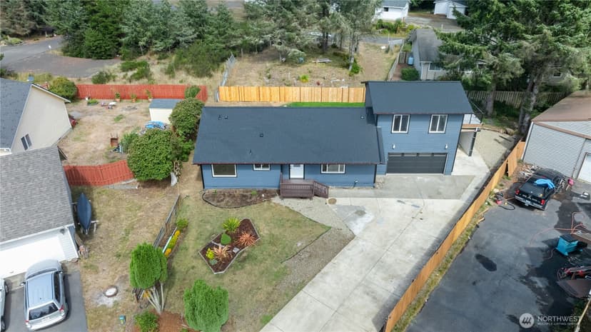 Property photo for 616 Aster Court SE, Ocean Shores photo 29