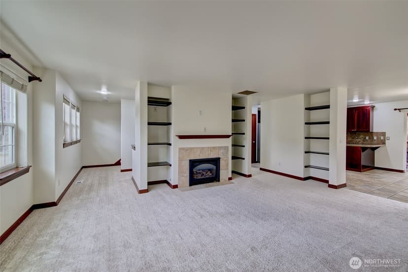 Property photo for 405 46th Street SE, Everett photo 17