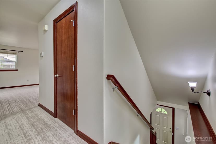 Property photo for 405 46th Street SE, Everett photo 9