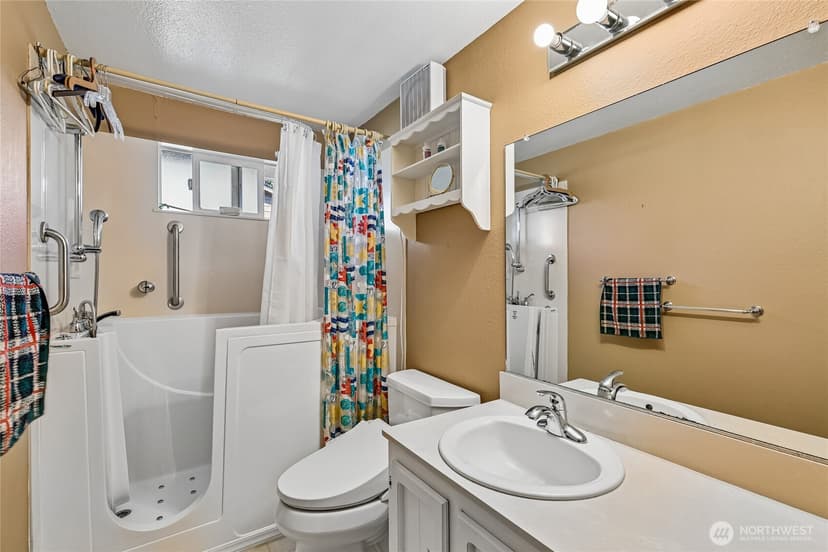 Property photo for 8621 Vistarama Avenue, Everett photo 23