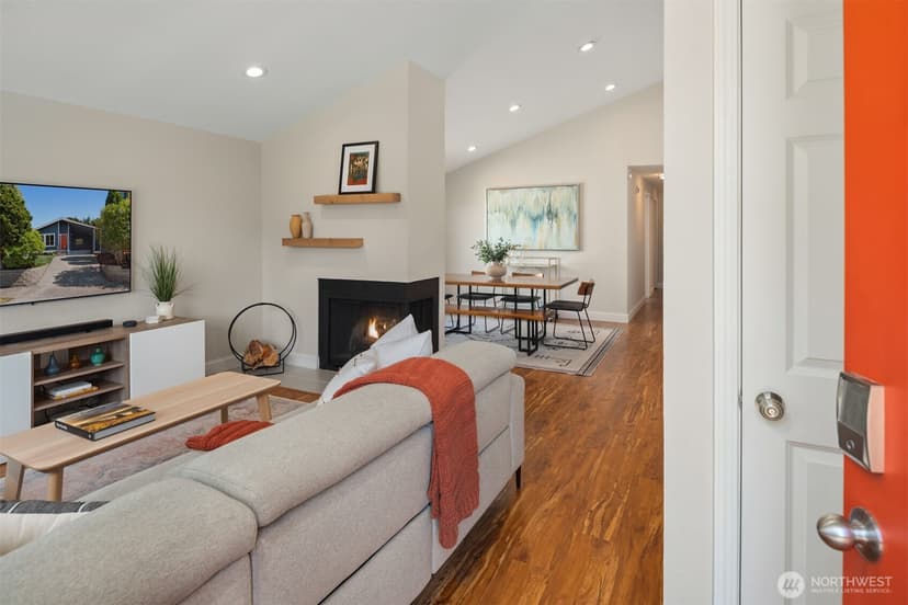 Property photo for 8148 16th Avenue SW, Seattle photo 3