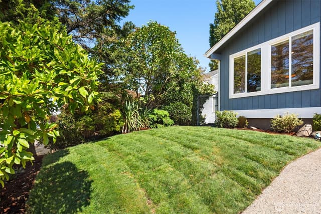 Property photo for 8148 16th Avenue SW, Seattle photo 2