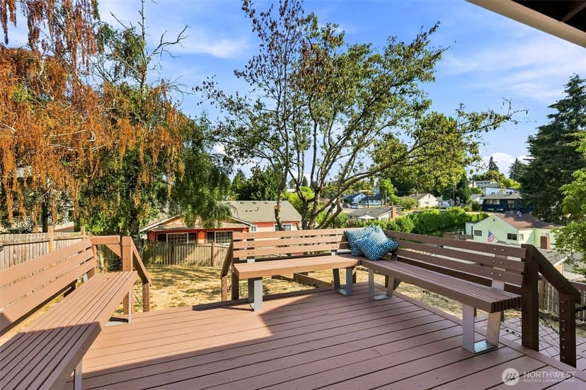 Property photo for 1116 SW 106th Street, Seattle photo 23