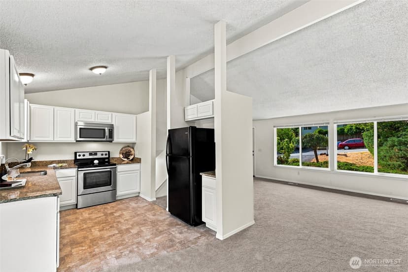 Property photo for 1116 SW 106th Street, Seattle photo 7